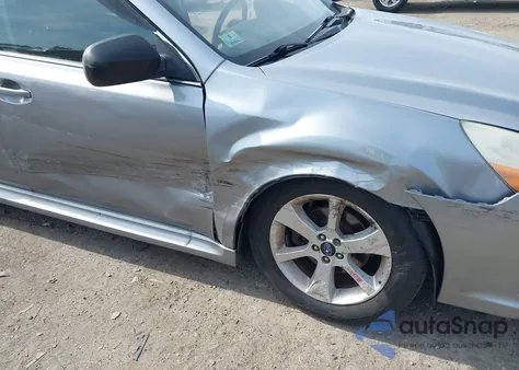 2011 Subaru Legacy 2.5I из США, поврежденный, VIN 4S3BMBA62B3233746